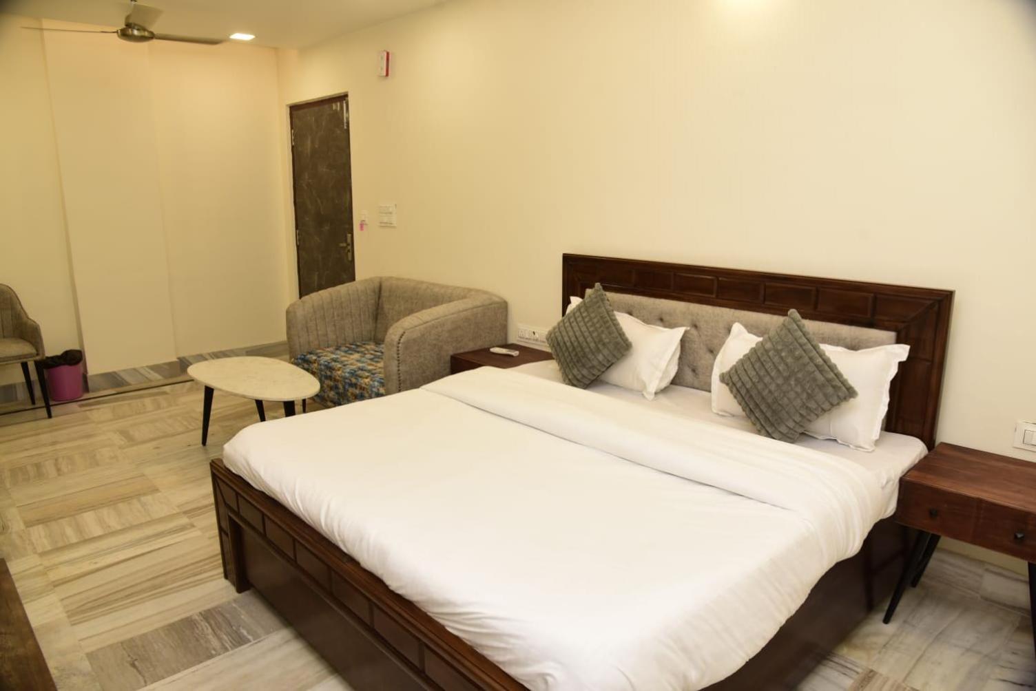 Holiday Out Hotel Jodhpur  Buitenkant foto