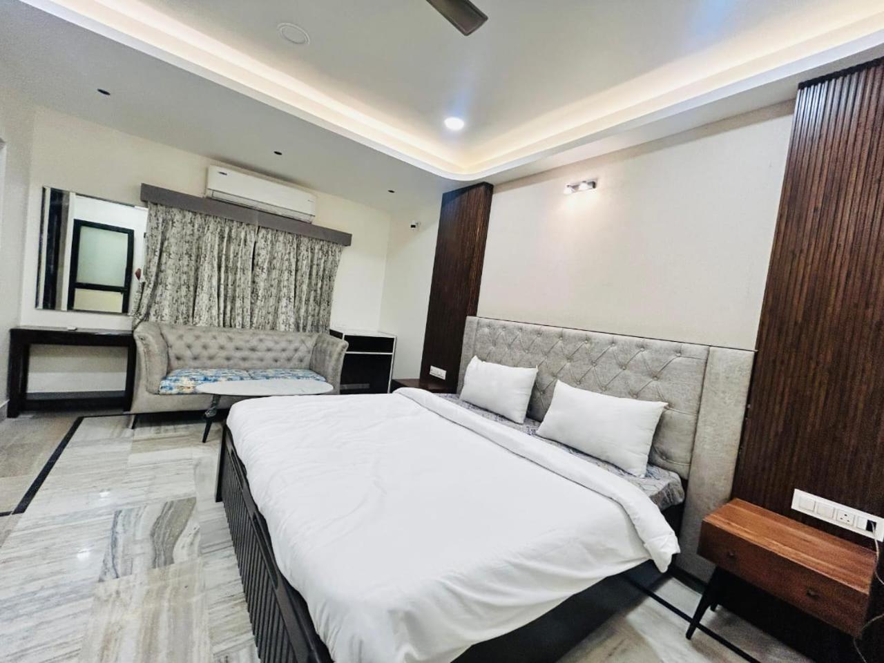 Holiday Out Hotel Jodhpur  Buitenkant foto
