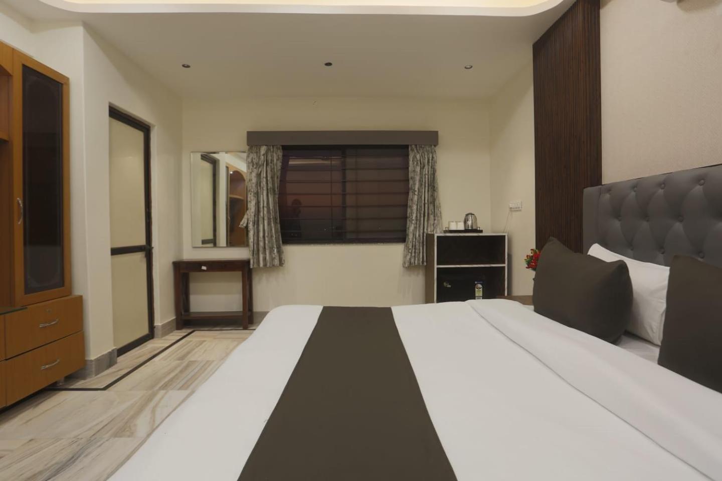 Holiday Out Hotel Jodhpur  Buitenkant foto