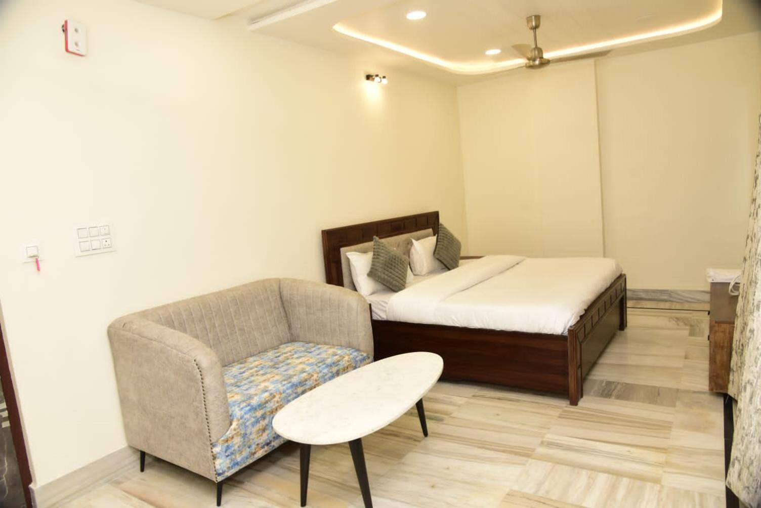 Holiday Out Hotel Jodhpur  Buitenkant foto